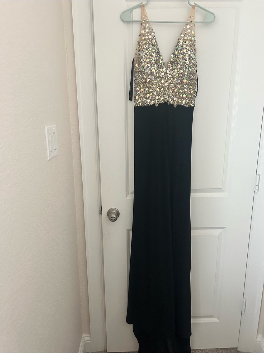 Stunning Jovani Cache black formal Gown with Crystal-Embellished bodice